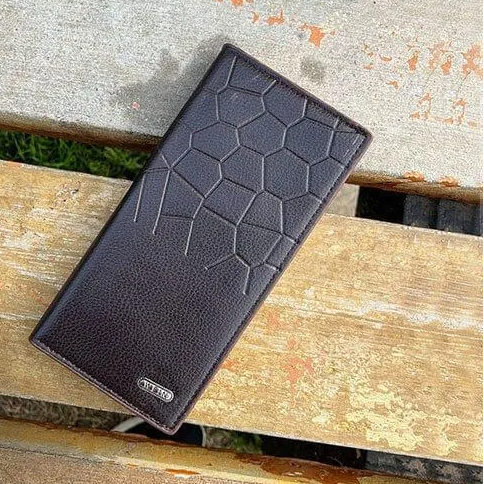 Premium Leather Wallet for Men - Stylish Croc Texture Slim Bifold Wallet